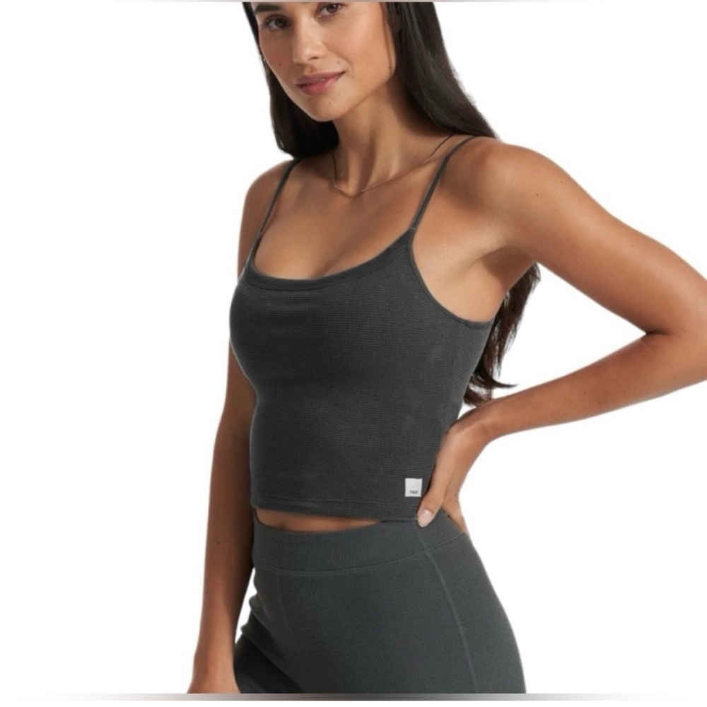 Vuori Bayview Thermal Leggings and Tank Set S/M